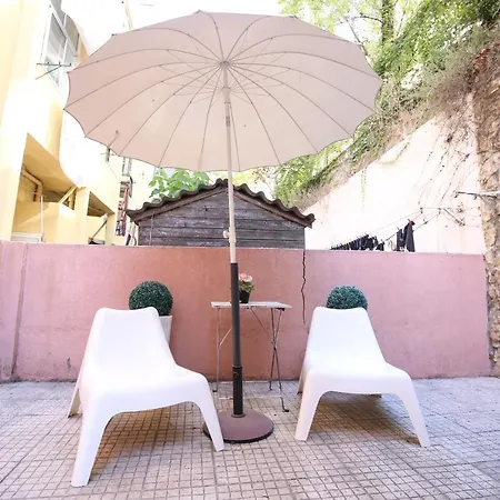 شقة Traditional House W/ Terrace