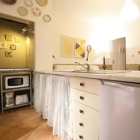 شقة Traditional House W/ Terrace Lisboa