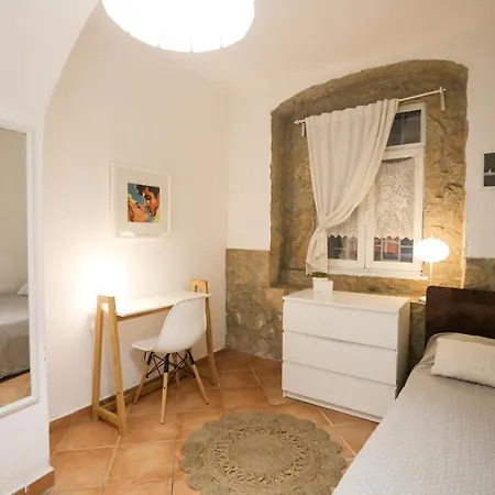 Traditional House W/ Terrace شقة Lisboa